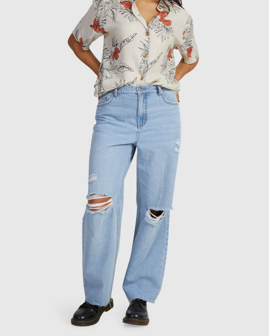 Anthem Ripped Denim Denim Pants - Ice Blue