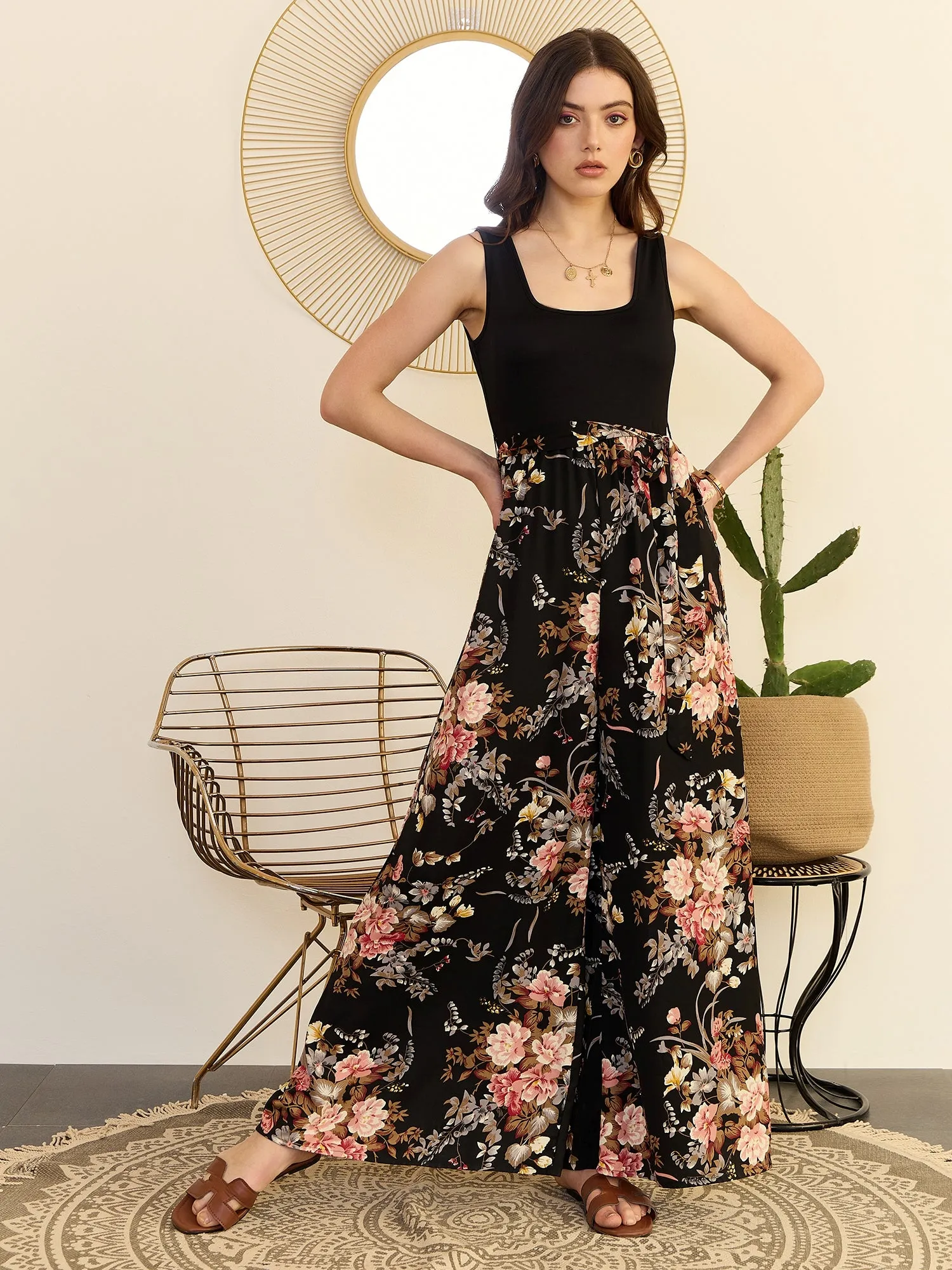 Berrylush Women Black Floral Print Square Neck Sleeveless Basic Jumpsuit