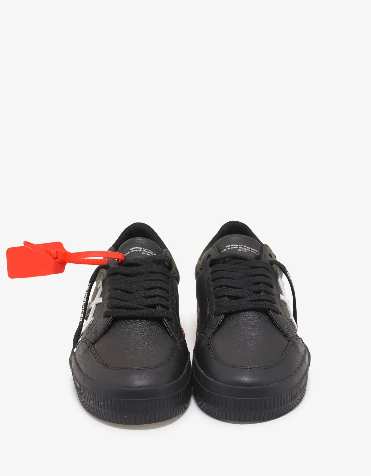 Black Grain Leather Low Vulcanized Trainers