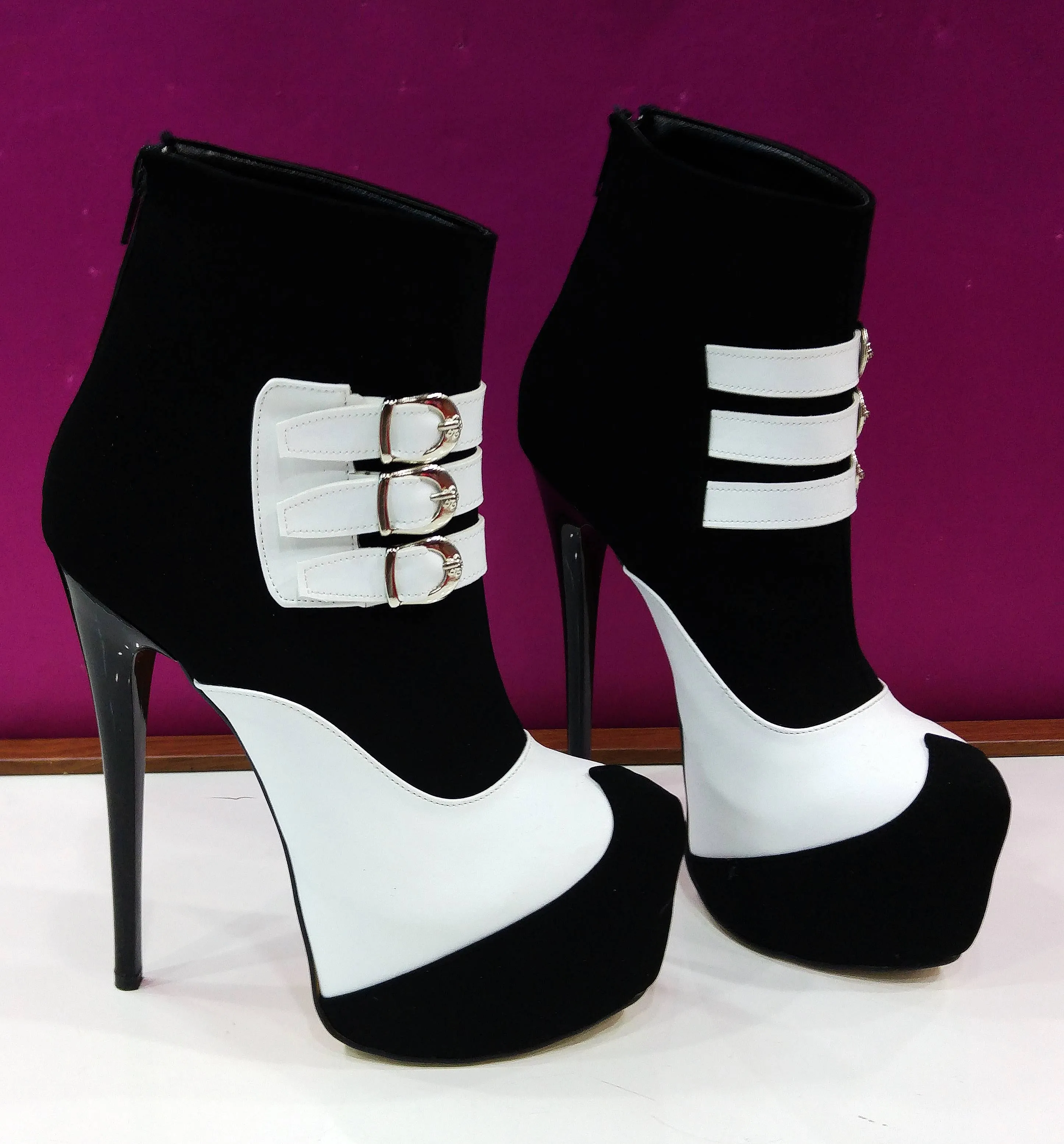 Black White Belted Booties