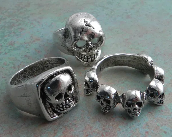 Giant Skull Ring