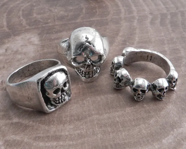 Giant Skull Ring