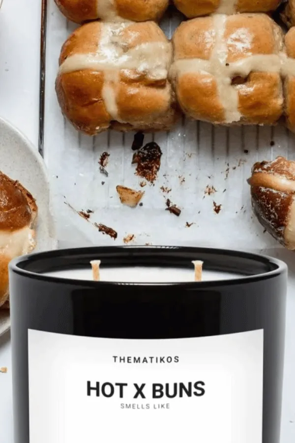 Hot x Buns Scented Candle