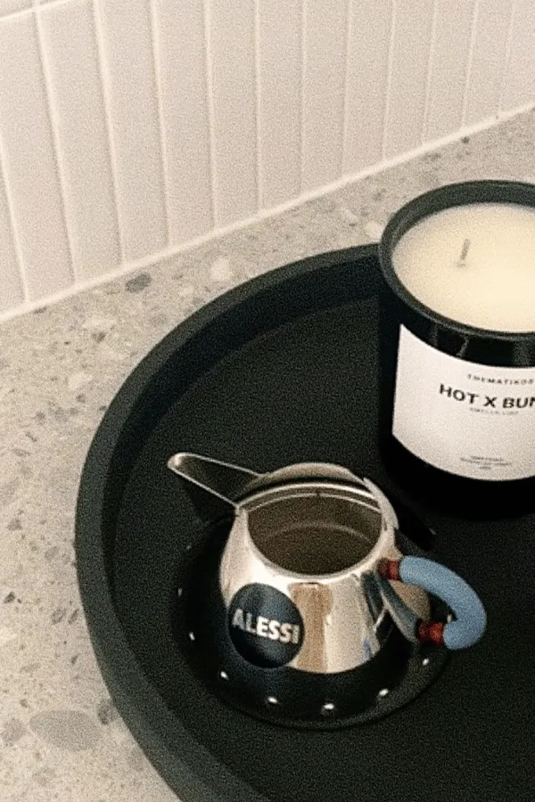 Hot x Buns Scented Candle