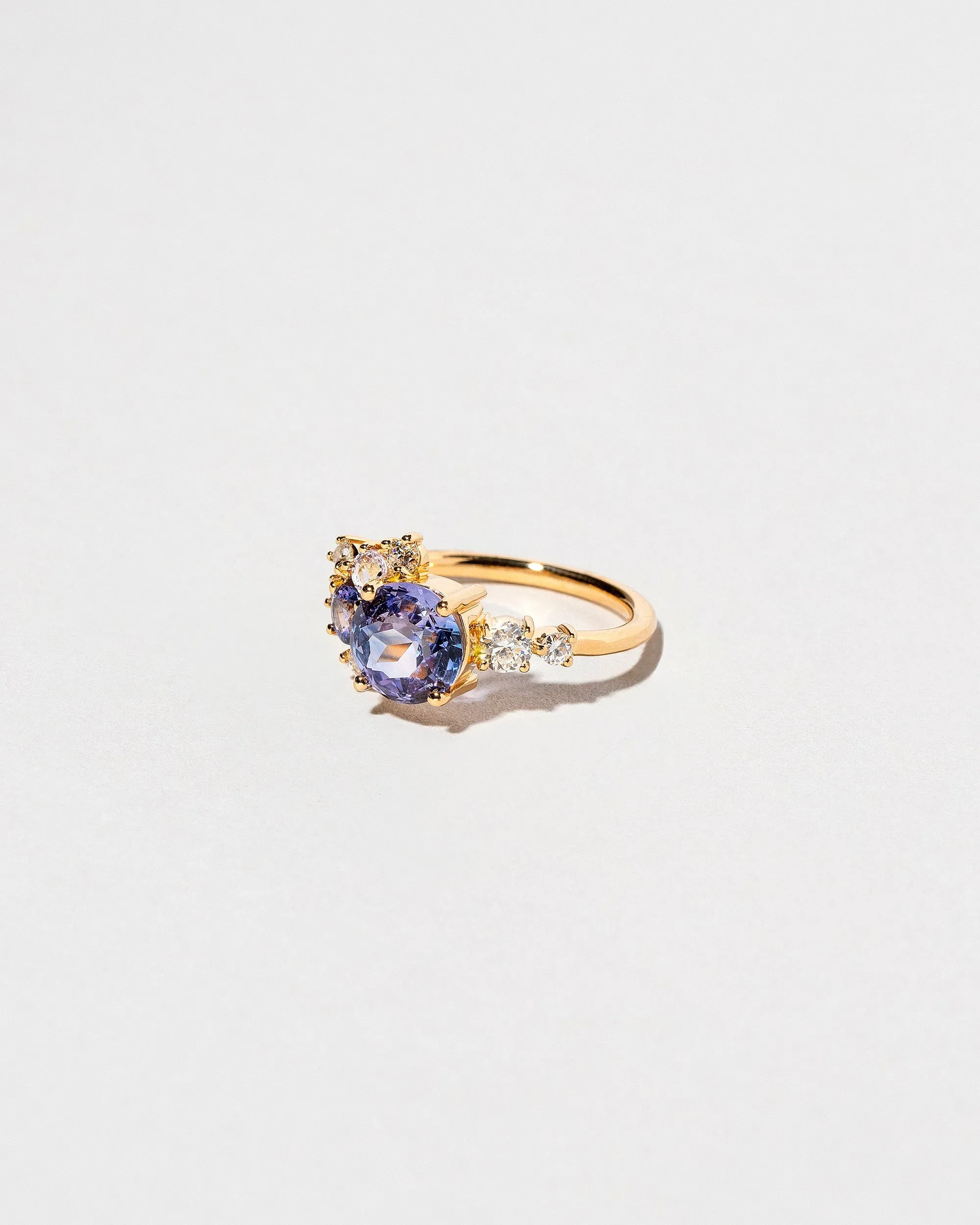 Vega Ring - Bicolor Sapphire