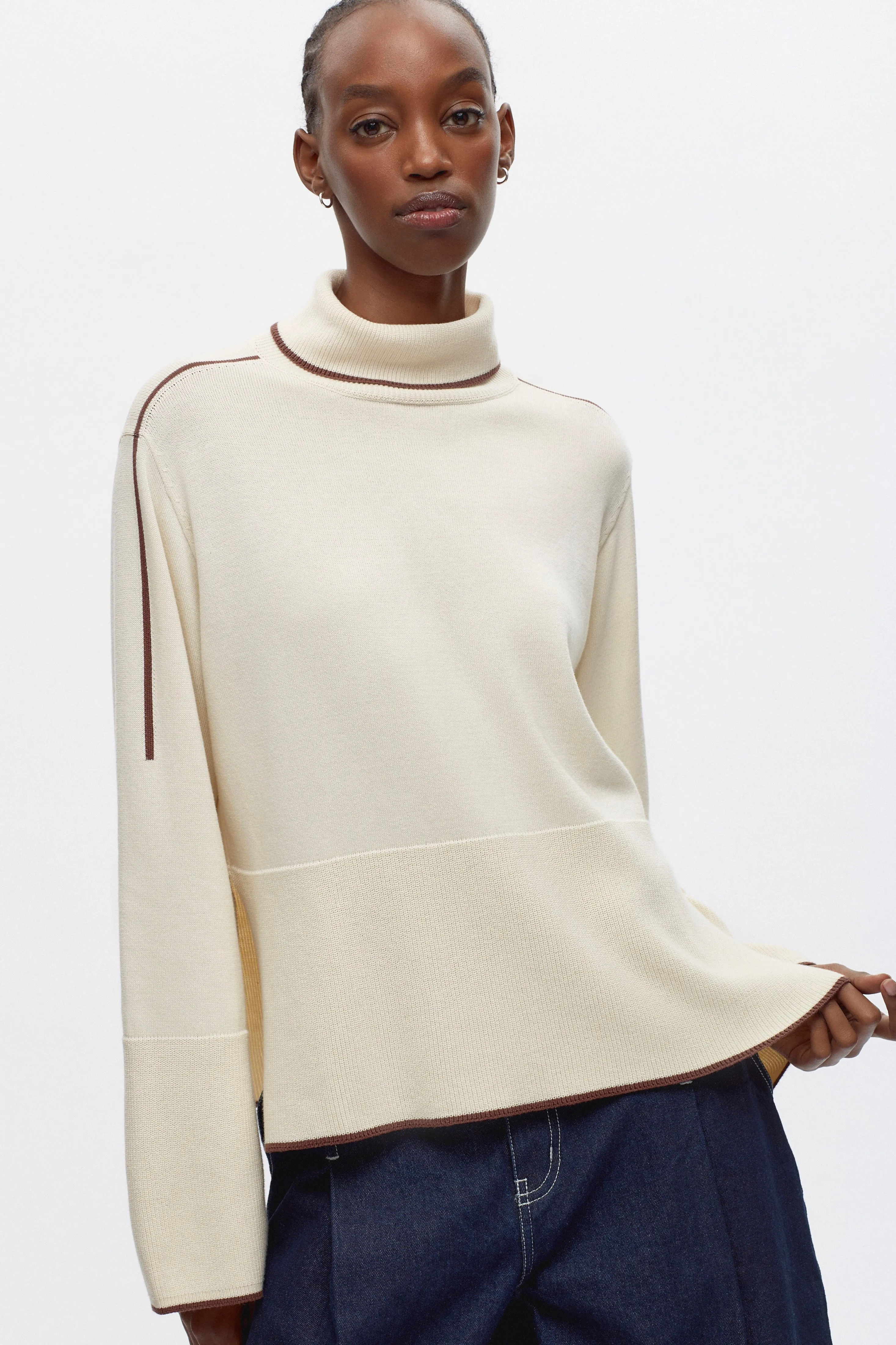 Women's Aswan Turtleneck in Natural